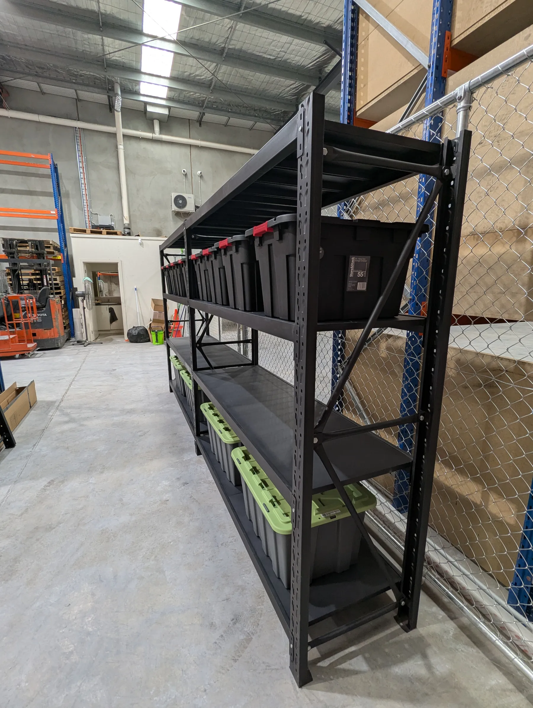 Industrial shelving system